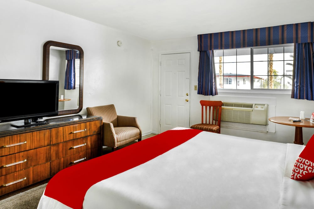 OYO Gateway Motel Las Vegas North Strip/Fremont St. Area