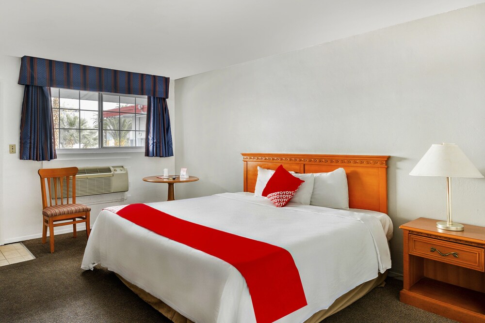 OYO Gateway Motel Las Vegas North Strip/Fremont St. Area