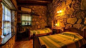 Laptop workspace, iron/ironing board, free WiFi, linens