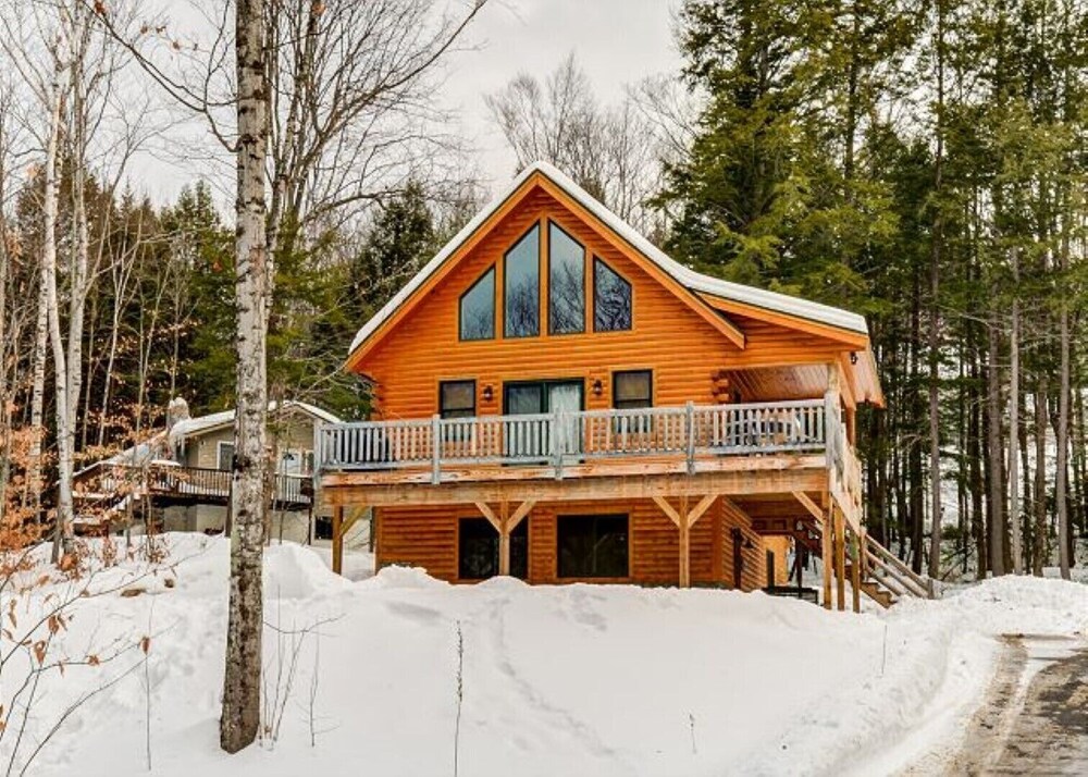 4BR Log Home Near Storyland & North Conway. AC, Large Deck