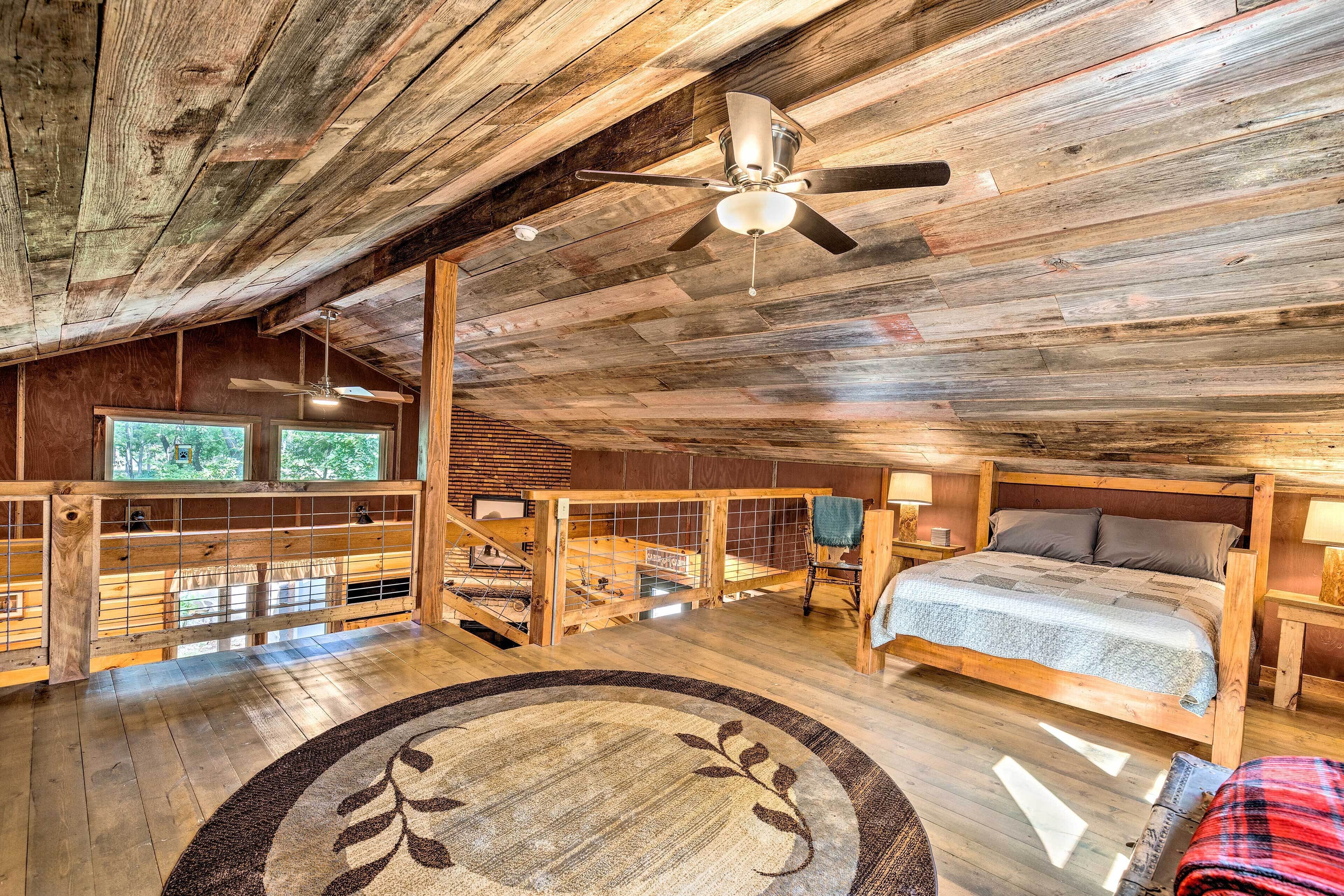 Private Chase County Cabin on Middle Creek! in Elmdale, United States
