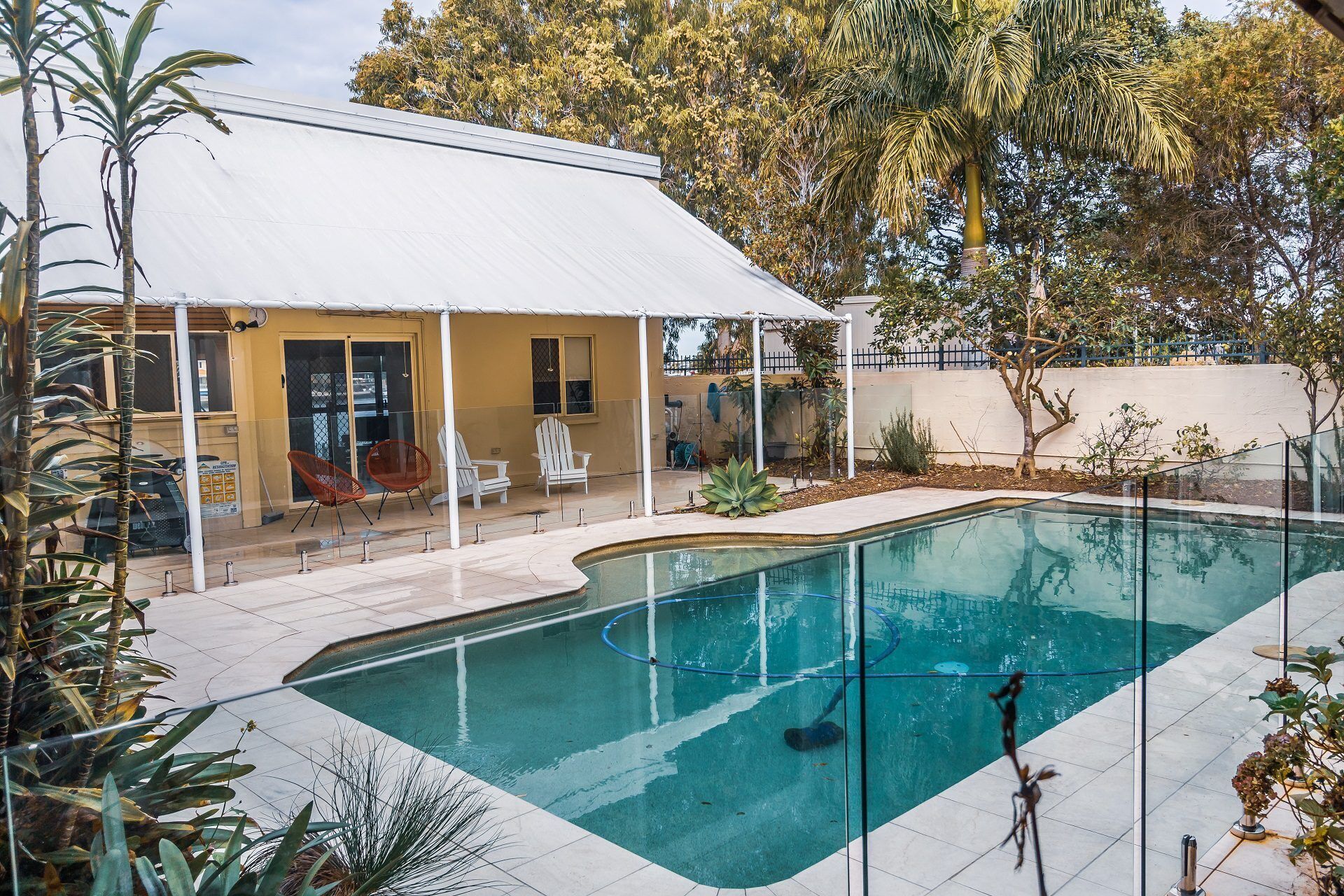 Spectacular Family Home on Canal - Endeavour Dr, Banksia Beach