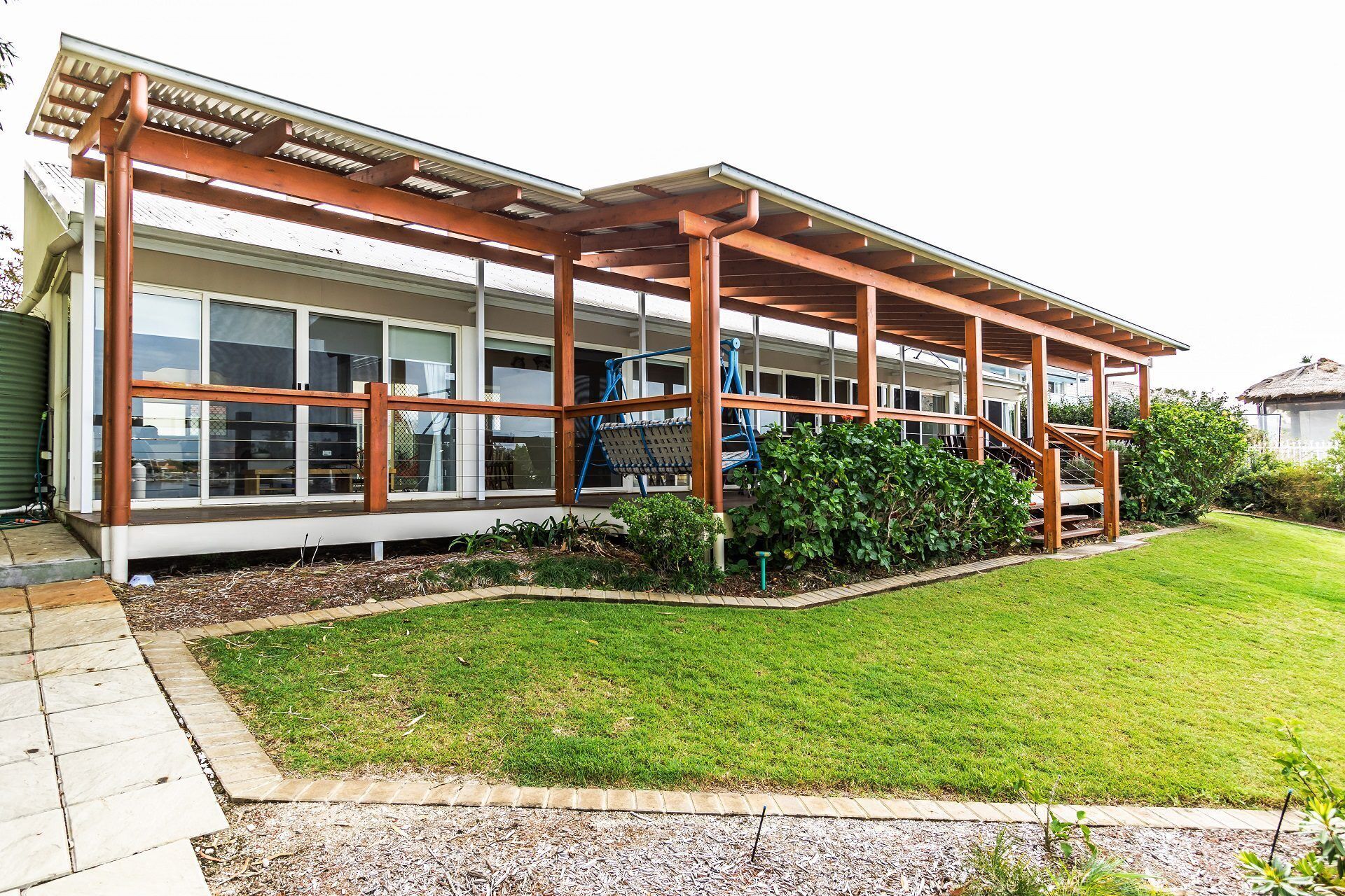 Spectacular Family Home on Canal - Endeavour Dr, Banksia Beach