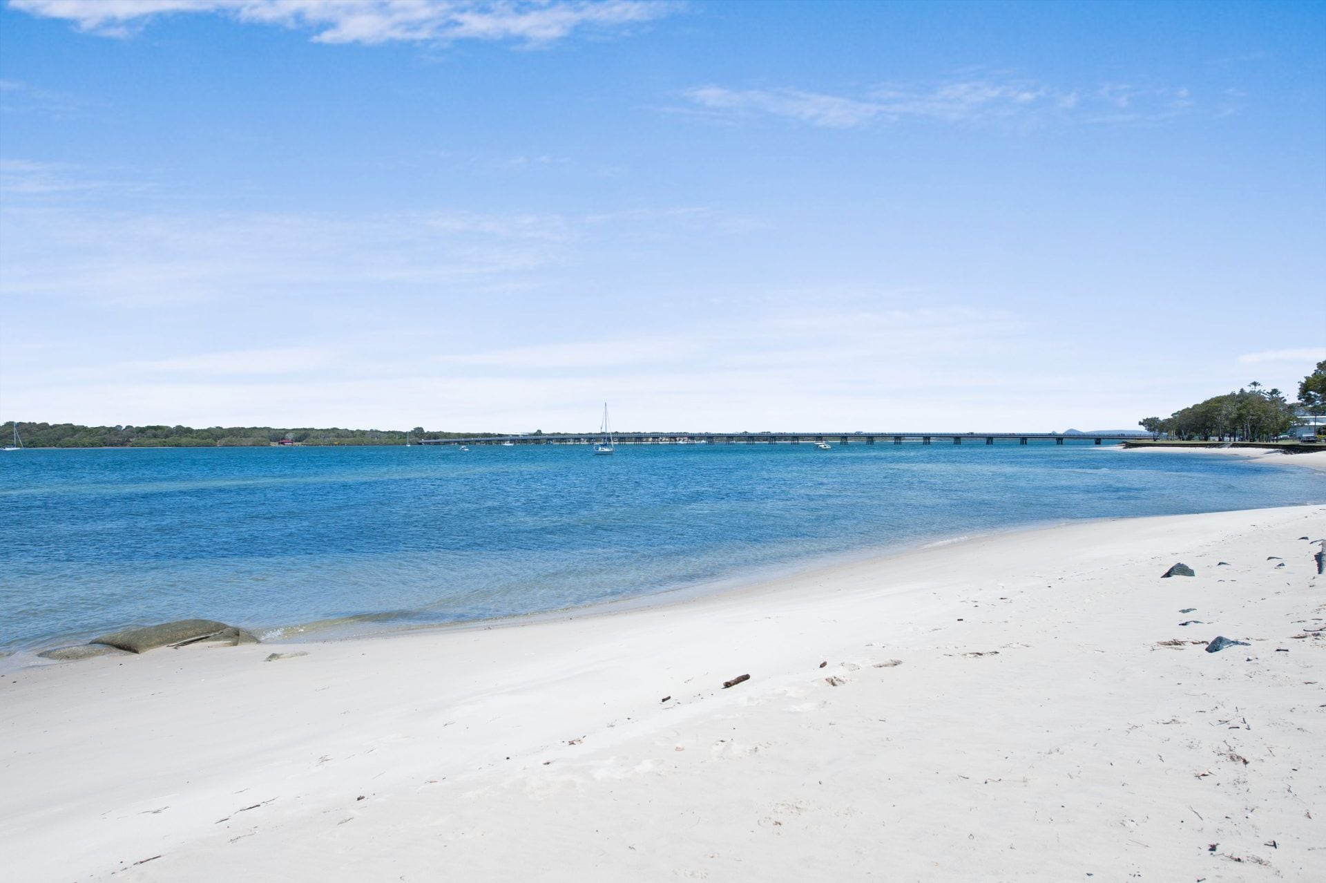 Everything you Need Including a Pool! Karoonda Sands Apartments