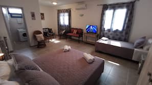 Soundproofing, iron/ironing board, free WiFi, linens