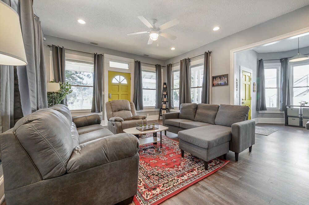Historic Bungalow 1 Mile From Ybor Downtown And Riverwalk In