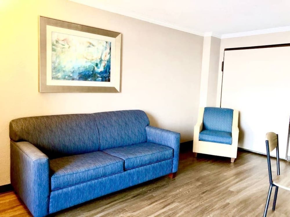 ★OCEANFRONT & SAND BELOW★Pools★Hot Tubs★Lazy River★S145