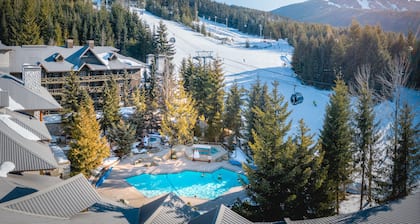 Blackcomb Springs Suites by CLIQUE
