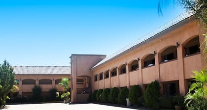 Estancia Inn
