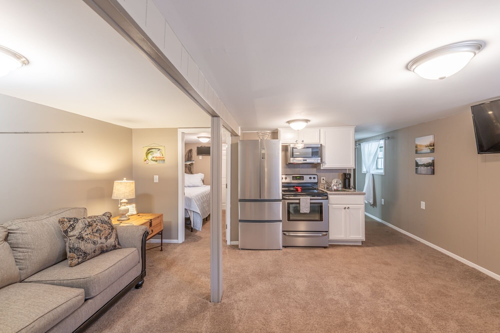 Riverfront | Pvt Dock | Trout Fishing | Firepit | Hot Tub