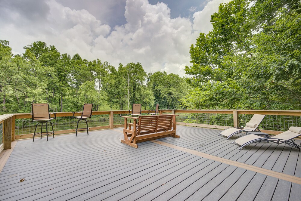 Riverfront | Pvt Dock | Trout Fishing | Firepit | Hot Tub