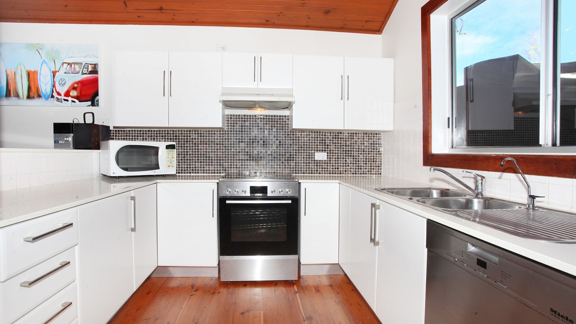 Mayfield 23 - 5 Bedroom Alexandra Beach House