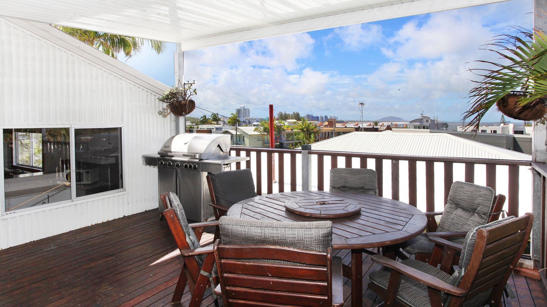 Mayfield 23 - 5 Bedroom Alexandra Beach House