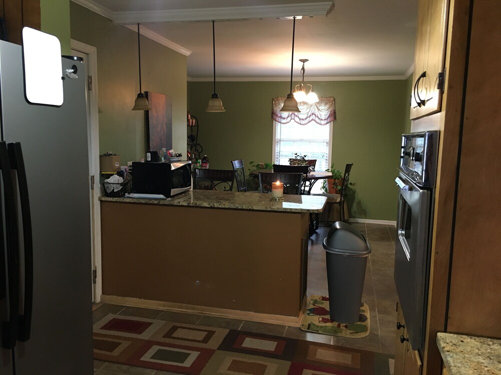 Short drive to Clemson University Anderson County Vrbo