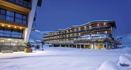 Gudauri Hills ApartHotel