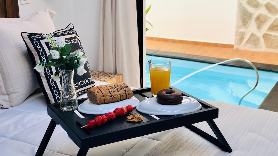 Nazaret suite apartment with heated private pool