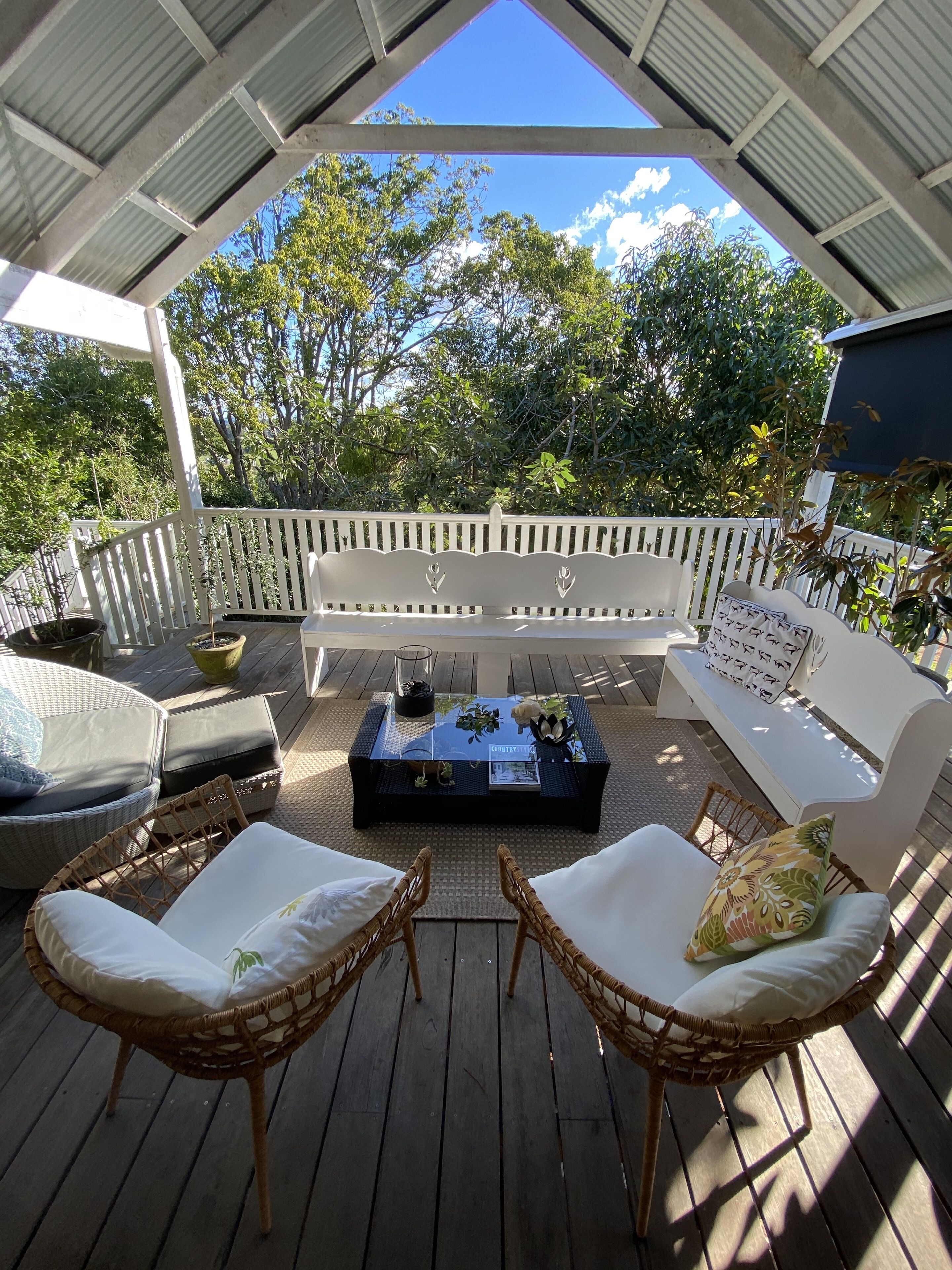 Historic 100yo Chapel and Private Homestead sleeping 8-10