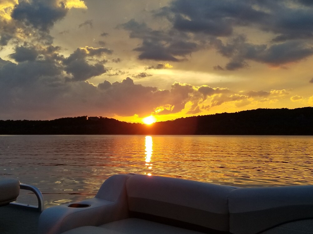 Beaver Lakefront Cabin