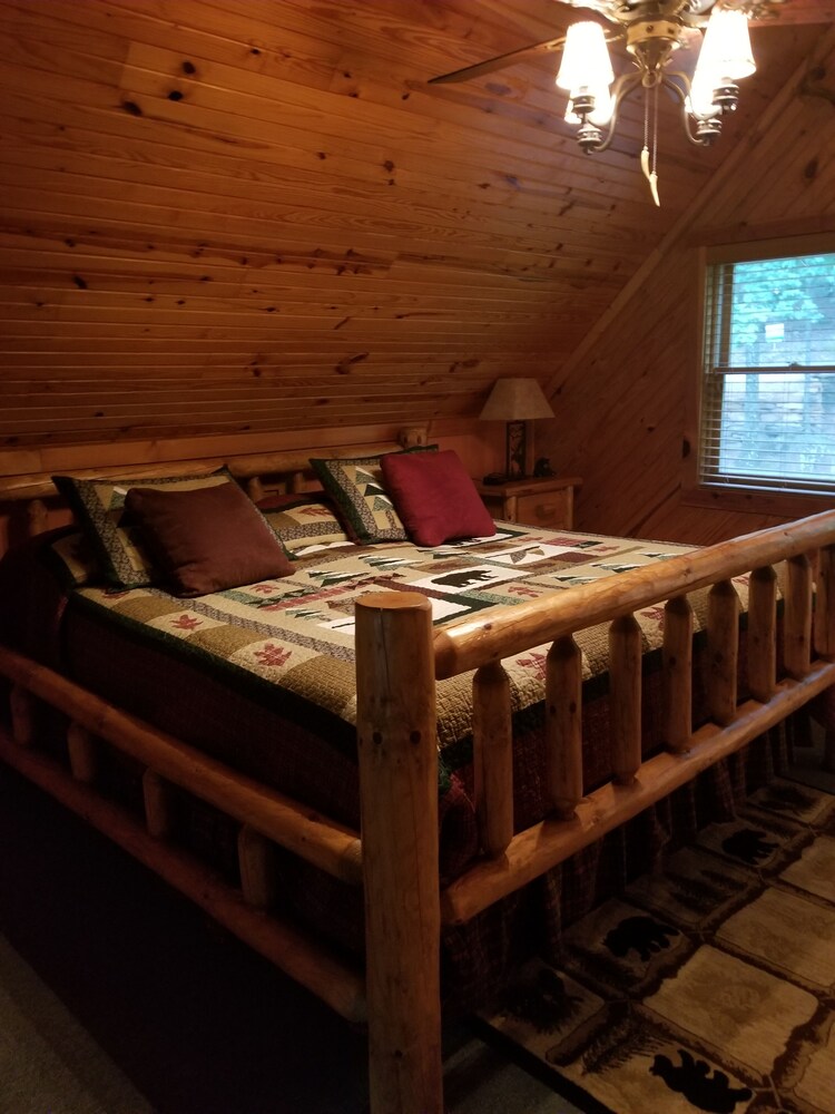 Beaver Lakefront Cabin