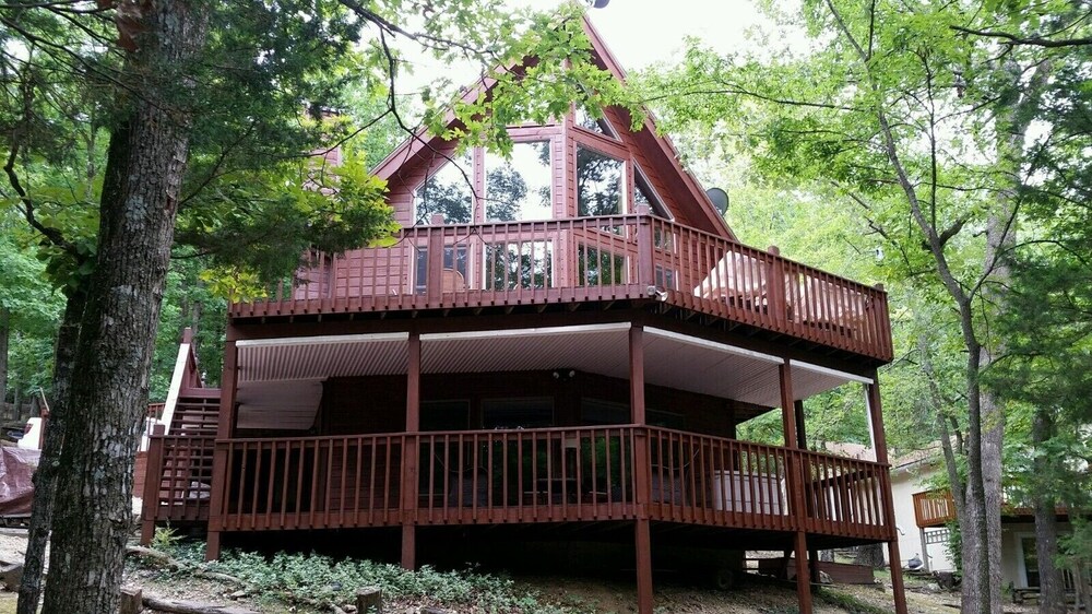 Beaver Lakefront Cabin