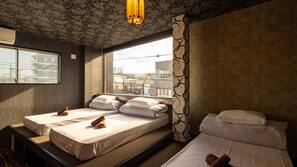 In-room safe, iron/ironing board, free WiFi, linens