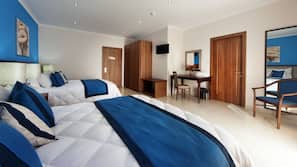 In-room safe, free WiFi, linens