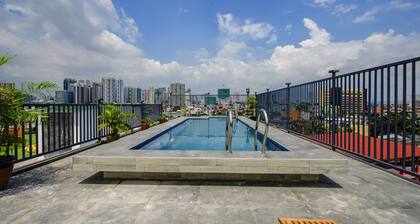 Vaccinated Staff -Capital O 232 Premium Nest Nano Suites Fort