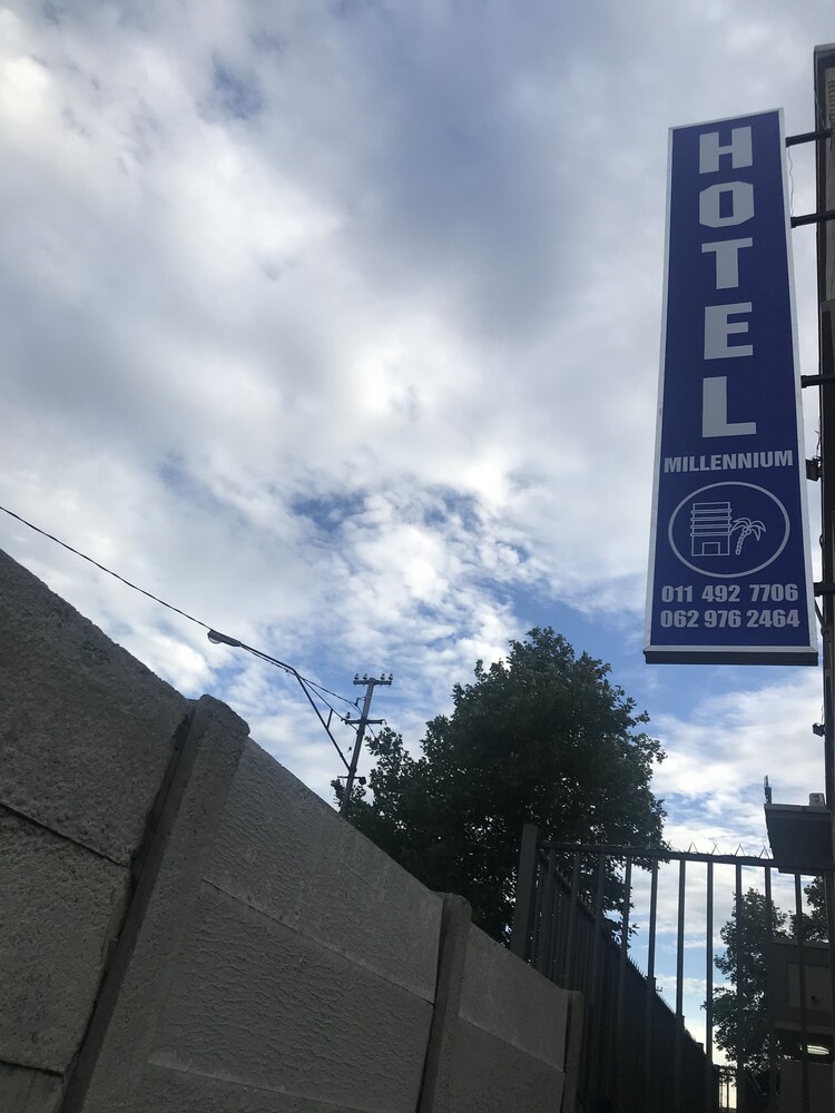 Photo - Millennium hotel