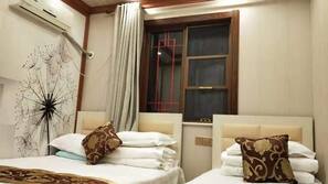 Desk, iron/ironing board, free WiFi, linens