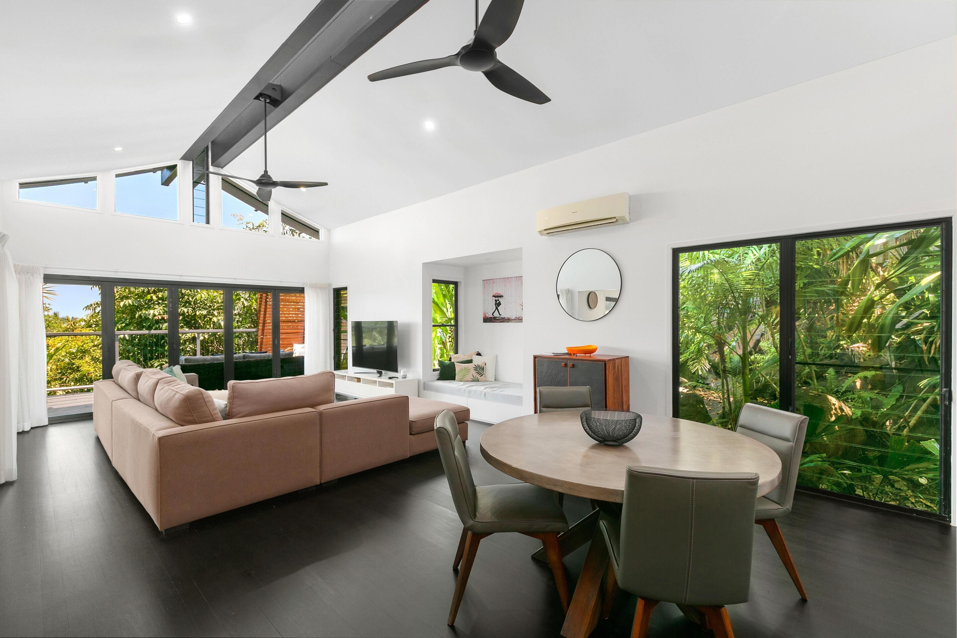 17 Possum Street, Trinity Beach - Elevated Beachside Sanctuary