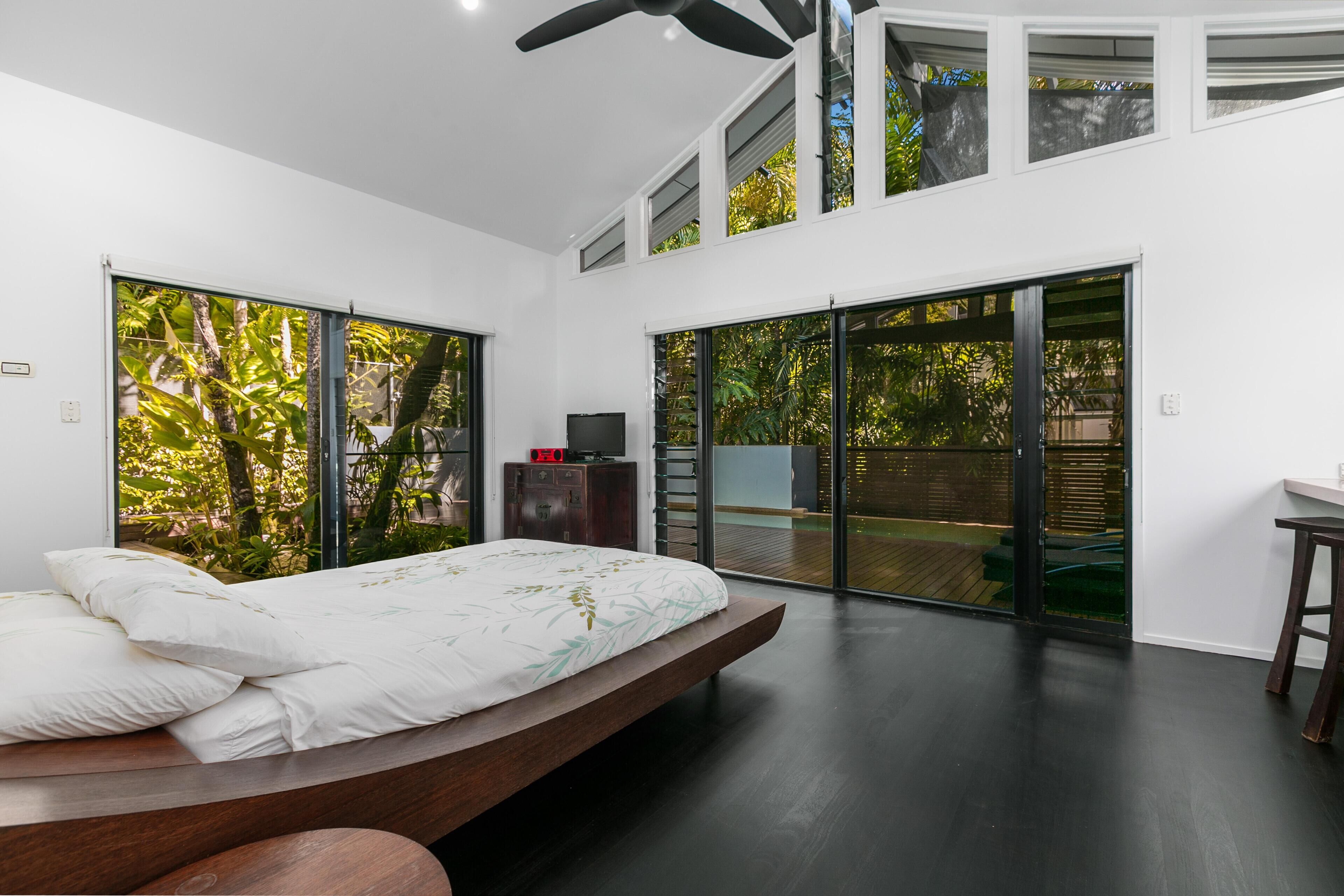 17 Possum Street, Trinity Beach - Elevated Beachside Sanctuary