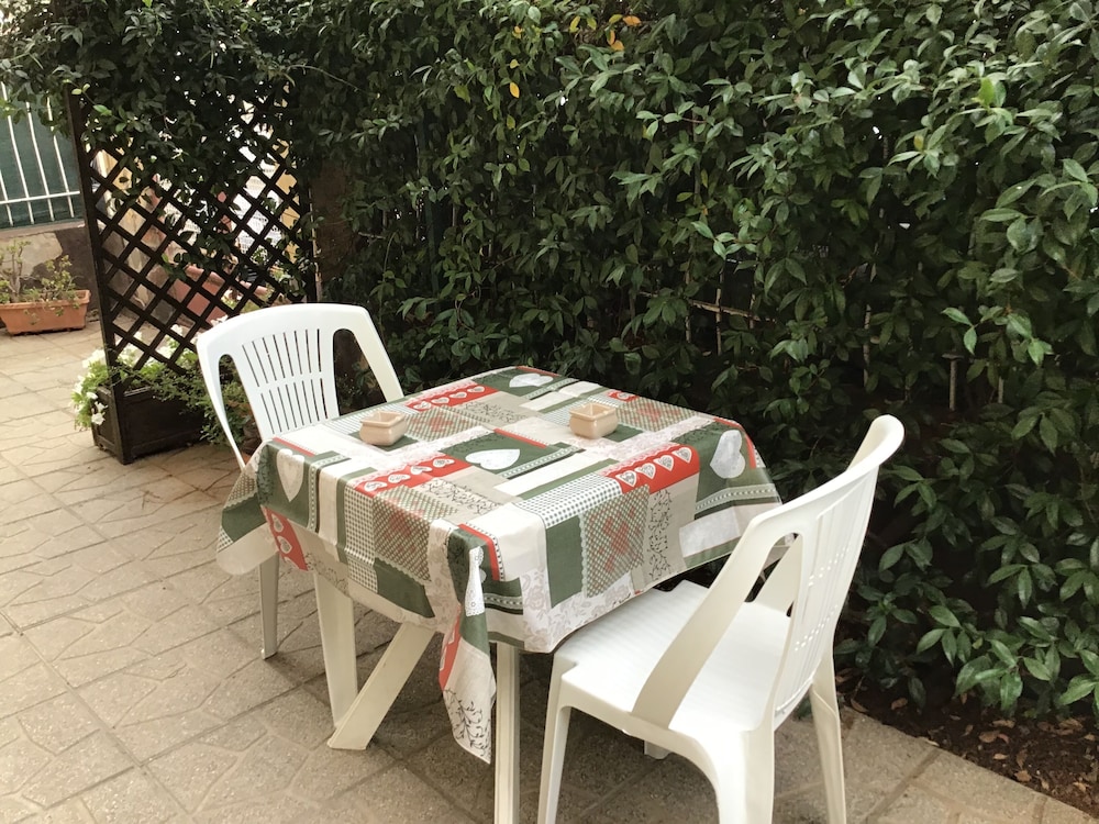 Achirina Bed and Breakfast
