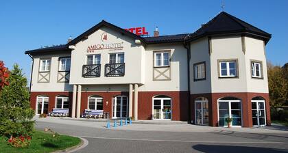 Amigo Hotel