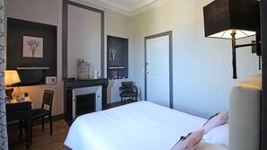 Cofres nos quartos, individualmente decorados