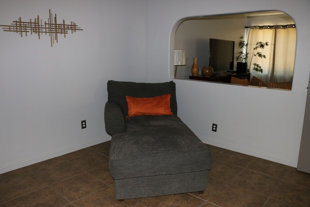 JOYFUL STAYS “With or Without the Children”