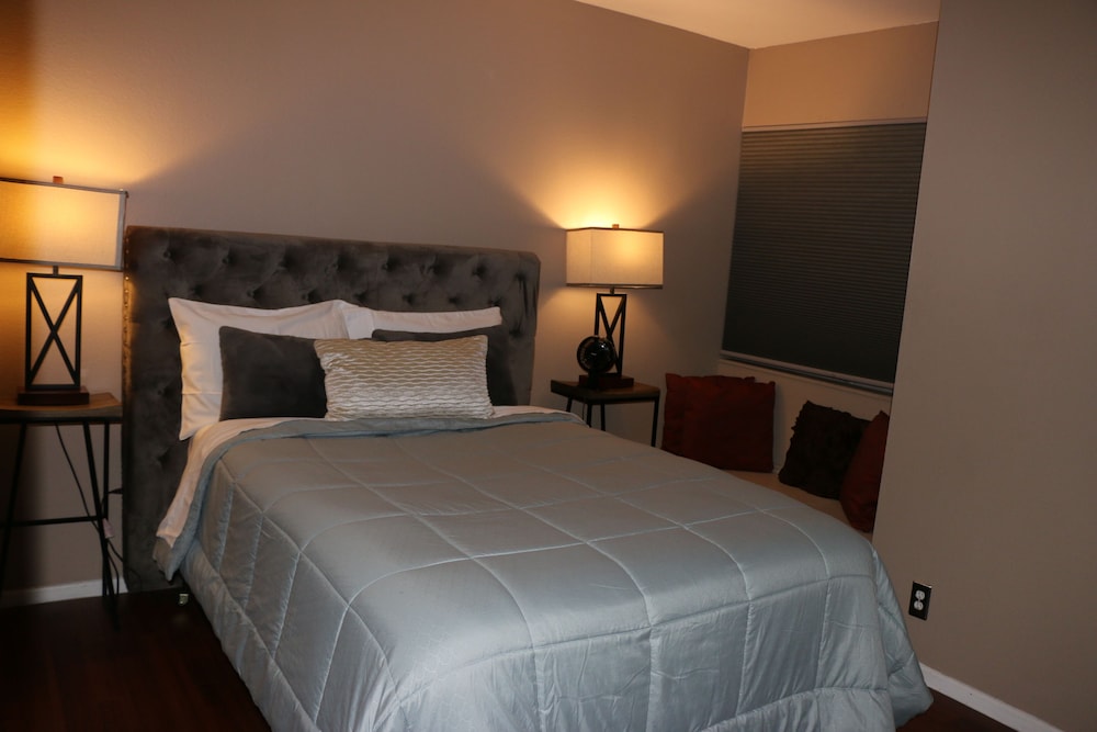 JOYFUL STAYS “With or Without the Children”