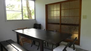 Fridge, microwave, stovetop, cookware/dishes/utensils