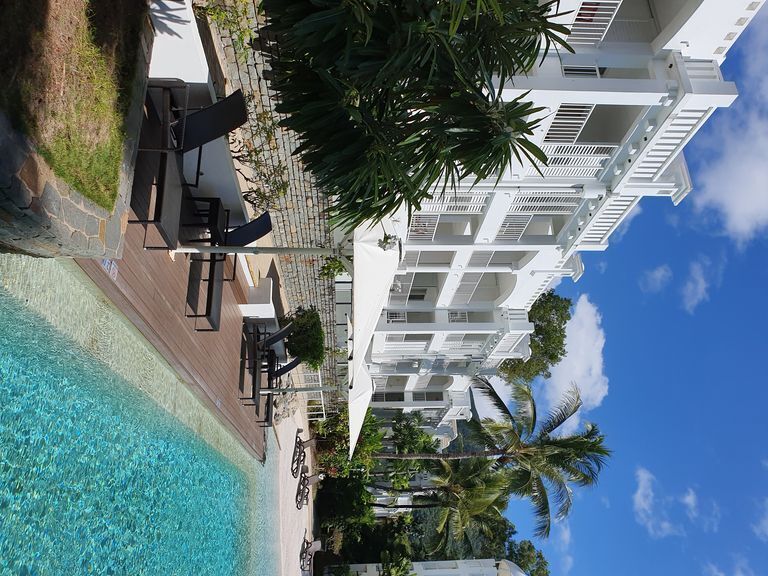 Oasis The Beach Club 2 Bedroom Luxury Apartment