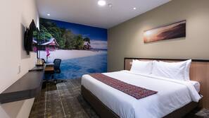 Minibar, in-room safe, iron/ironing board, free WiFi