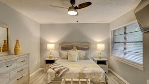 2 bedrooms, iron/ironing board, Internet, linens