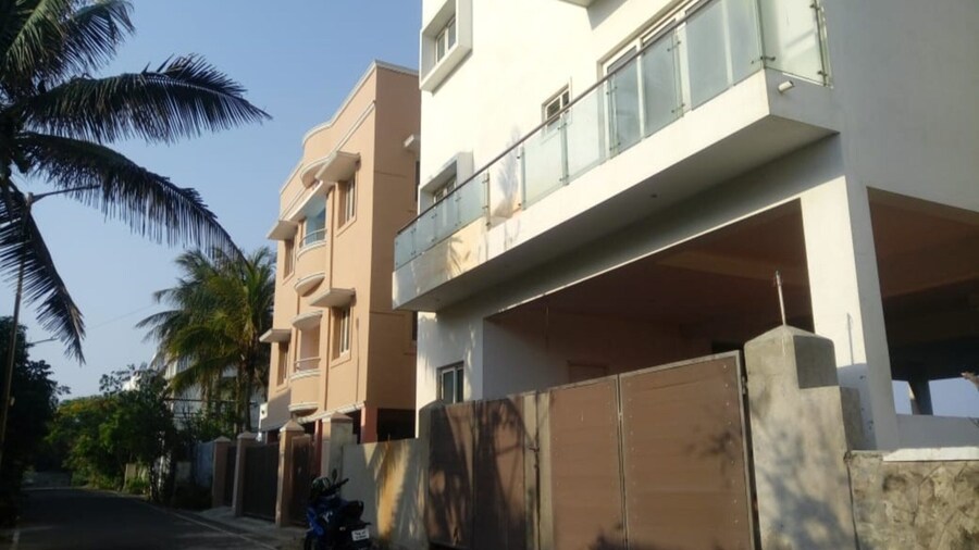 Maxiprime otels Uthandi