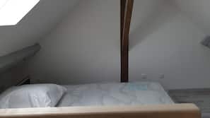 1 chambre, accès Internet, draps fournis