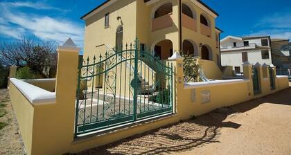 Le Residenze del Maria Rosaria - Vico Friuli 1