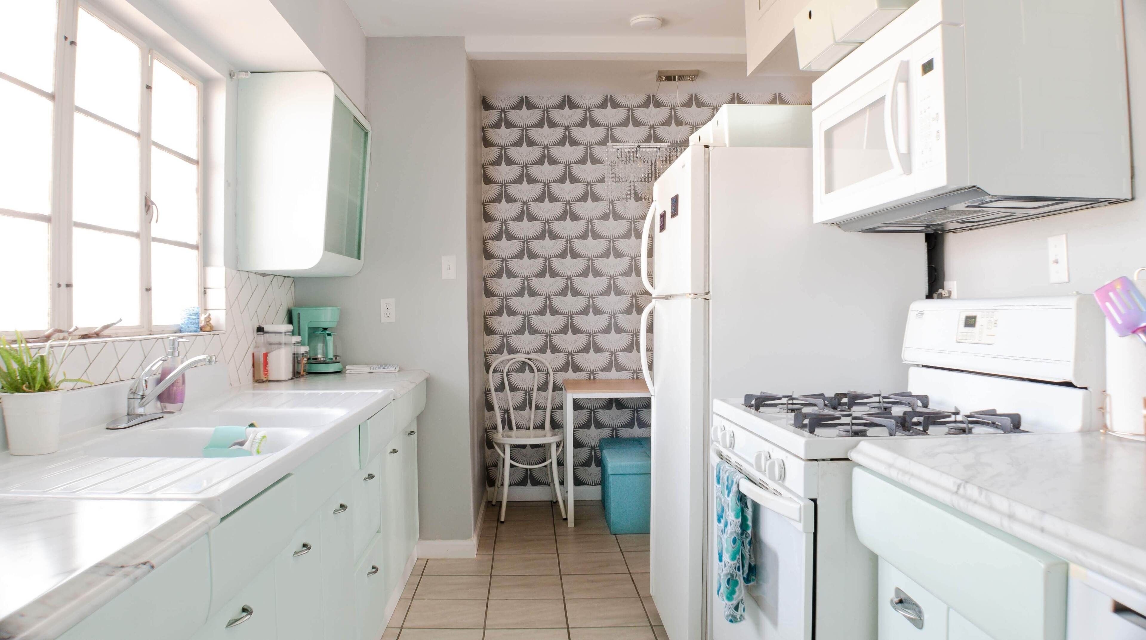 The Geode: Sparkling Interior w/ 5 Beds, Gorgeous Home/ Local Host/ Pets OK! in Carlsbad, United States