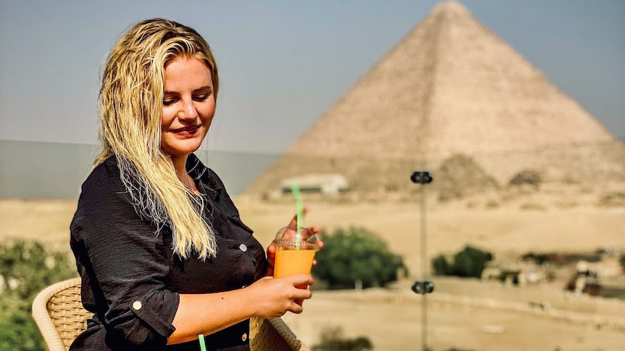 Sahara Pyramids Inn