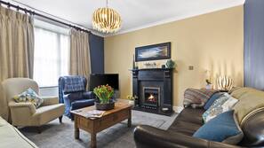 TV, fireplace, ping pong table