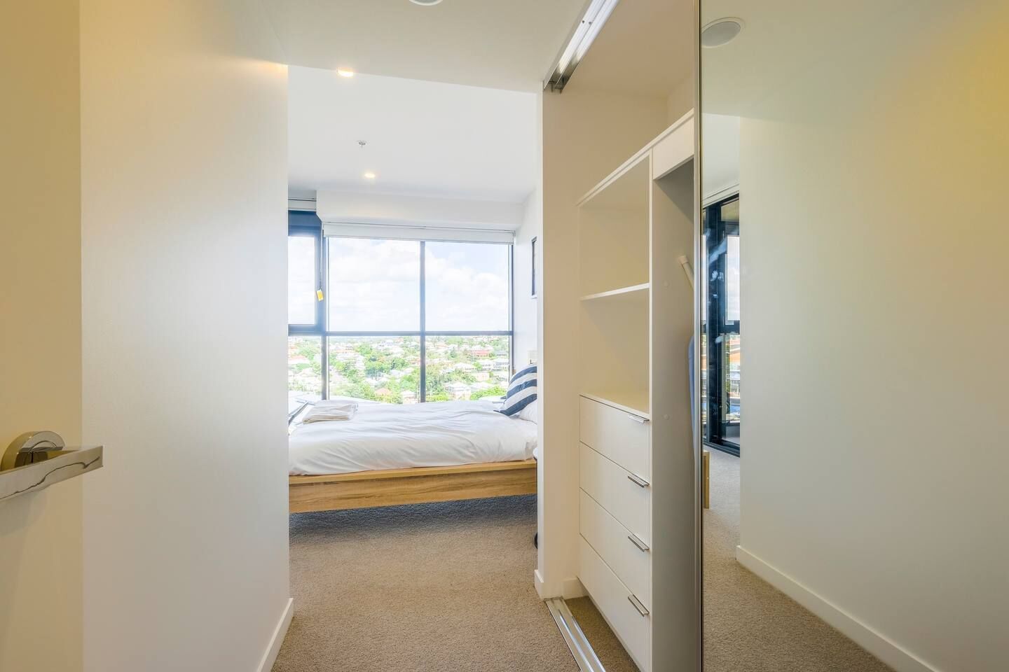 Relaxing Cozy One Bedroom Apt in South Bank