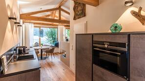 Kühlschrank, Mikrowelle, Ofen, Herd