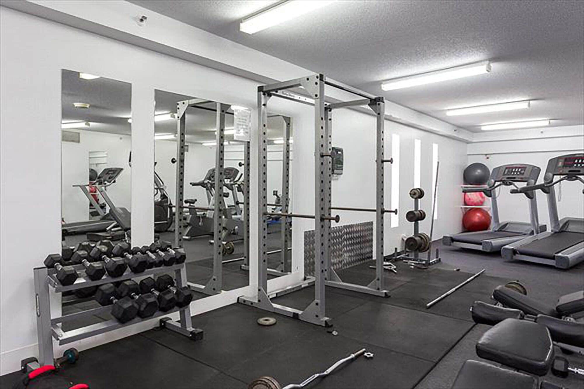 City Penthouse Viewswinepoolgymnetflix