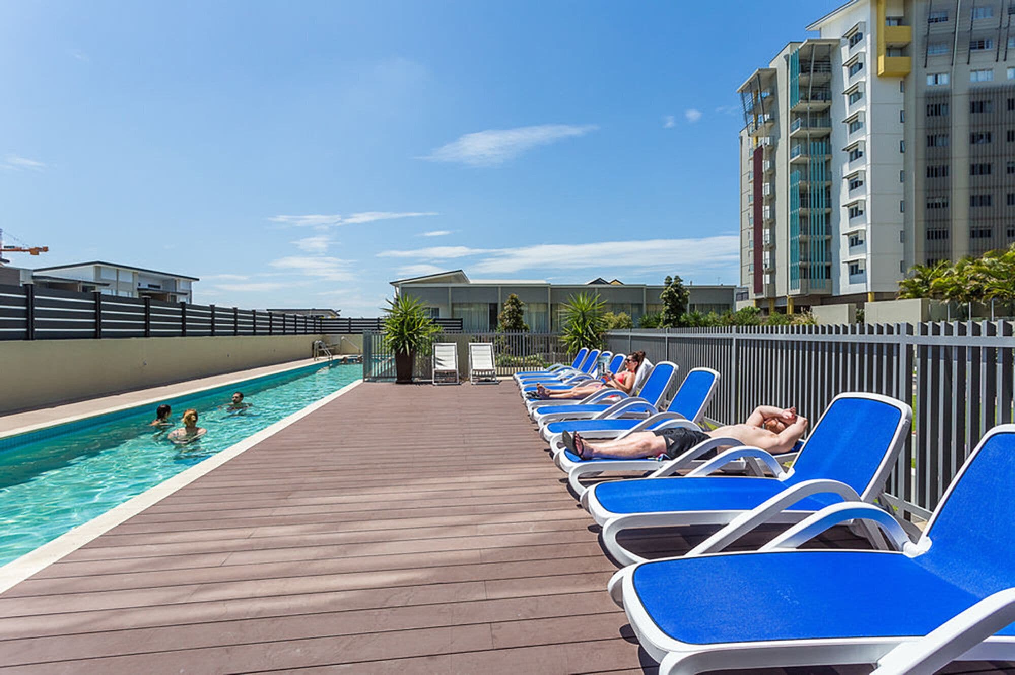 City Penthouse Viewswinepoolgymnetflix